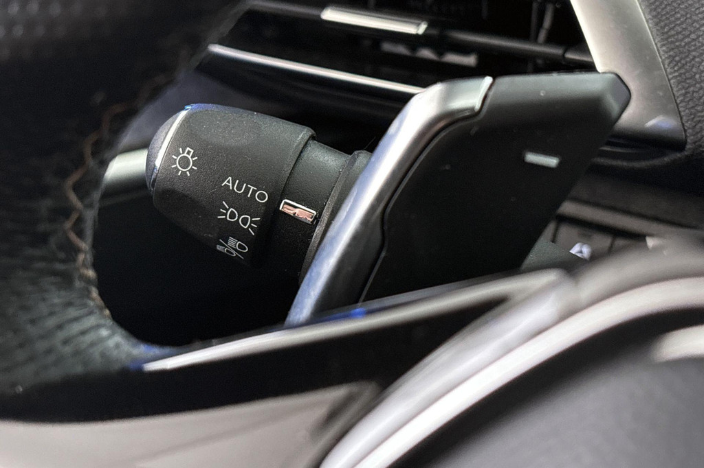 Peugeot 5008 (KKT54B) met abonnement