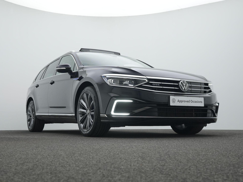 Volkswagen Passat (KJX39F) met abonnement
