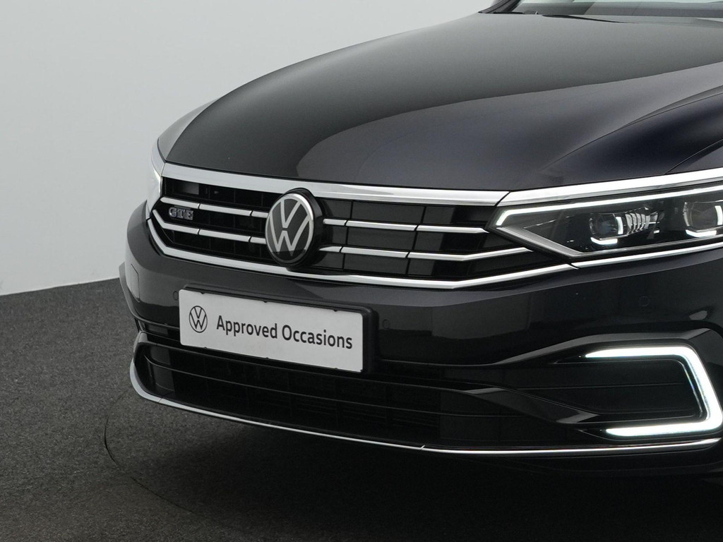 Volkswagen Passat (KJX39F) met abonnement