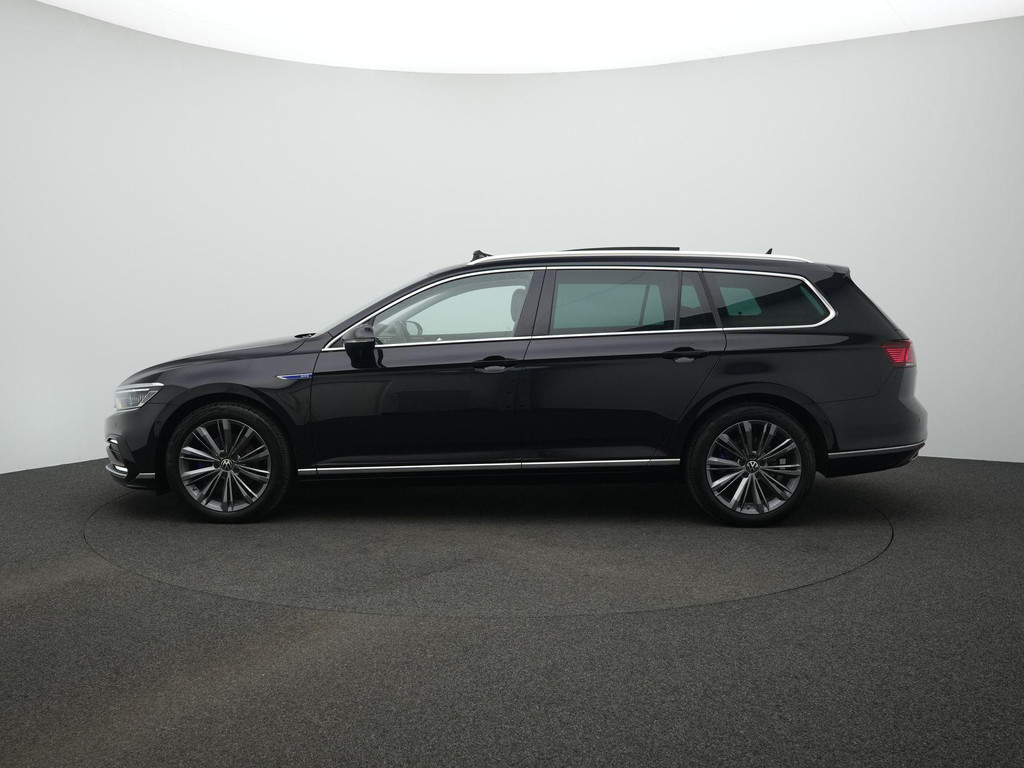 Volkswagen Passat (KJX39F) met abonnement
