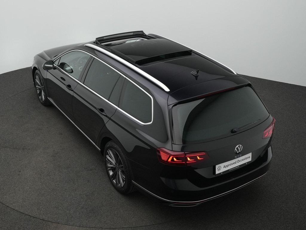 Volkswagen Passat (KJX39F) met abonnement