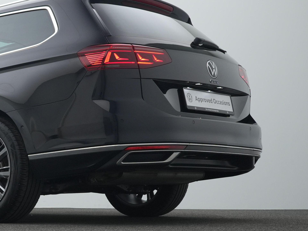 Volkswagen Passat (KJX39F) met abonnement