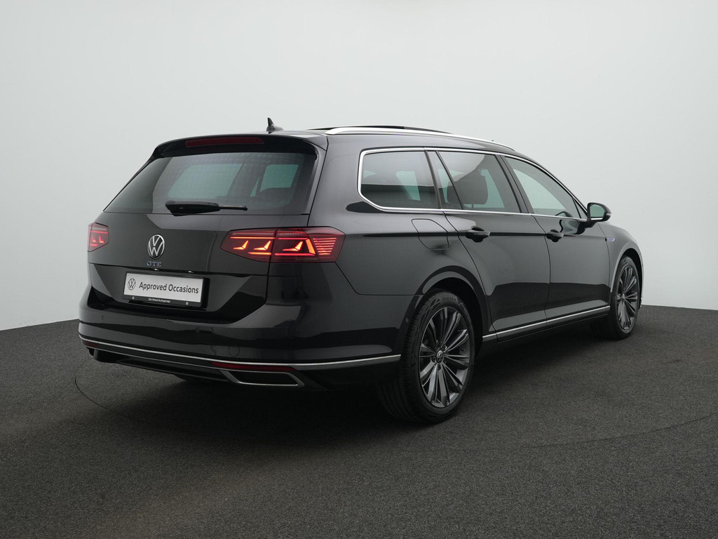 Volkswagen Passat (KJX39F) met abonnement