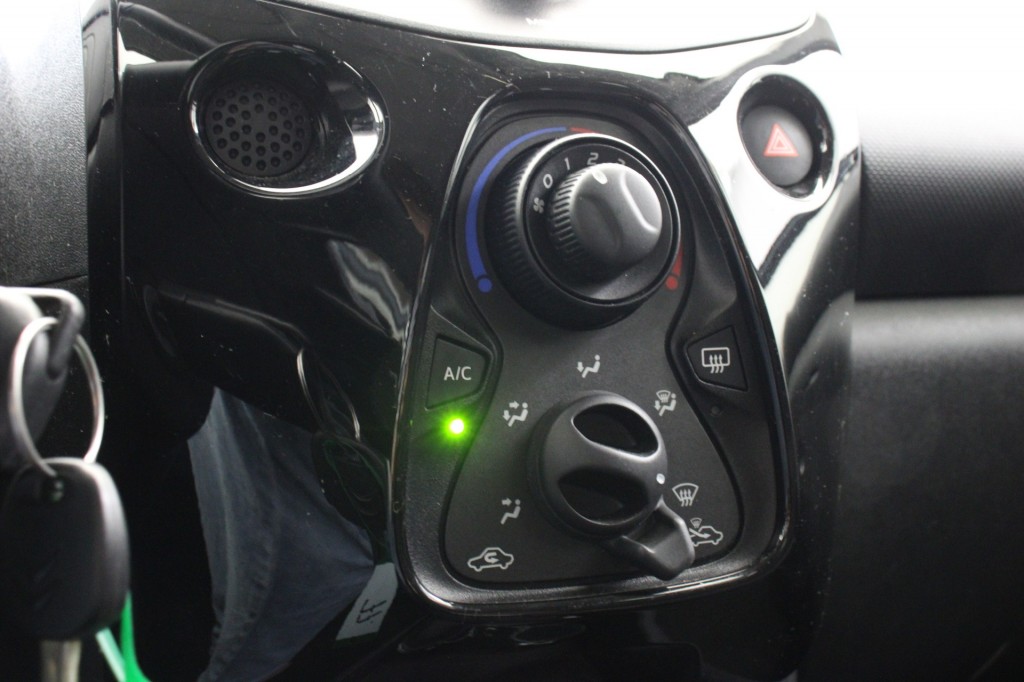 Citroën C1 (H770RB) met abonnement