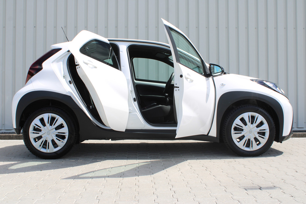 Toyota Aygo X (GSH63T) met abonnement