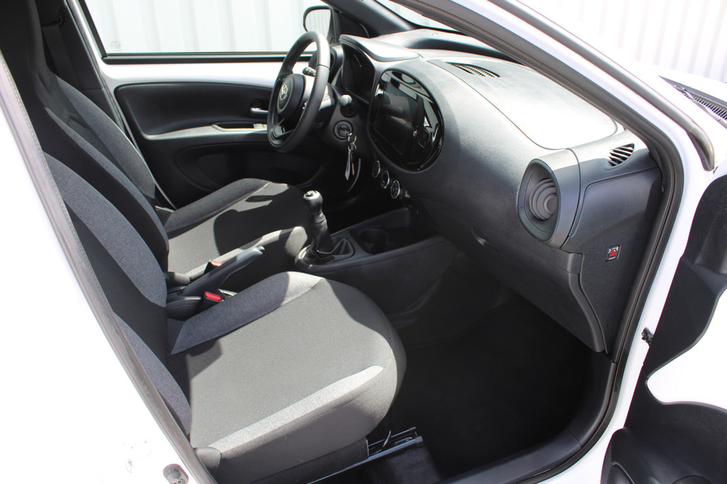 Toyota Aygo X (GSH63T) met abonnement