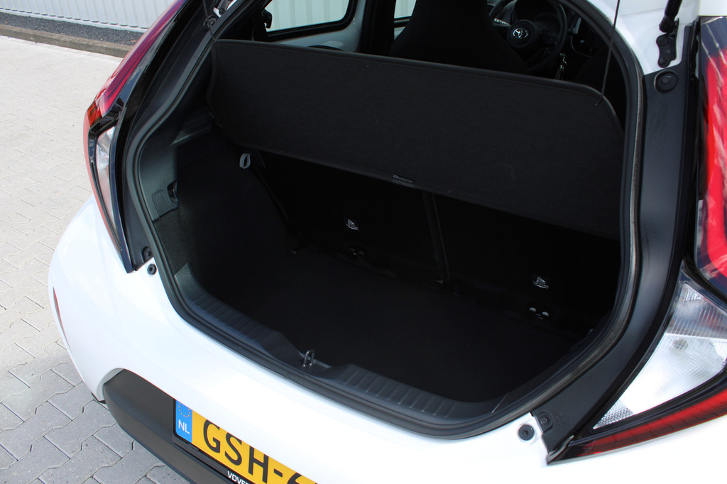 Toyota Aygo X (GSH63T) met abonnement