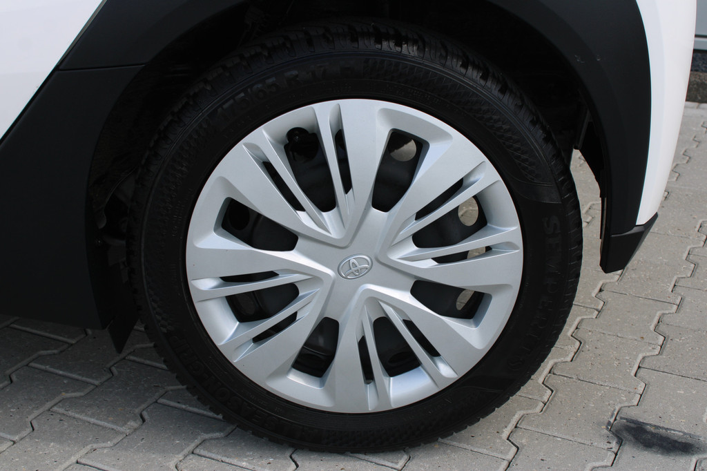 Toyota Aygo X (GSH63T) met abonnement