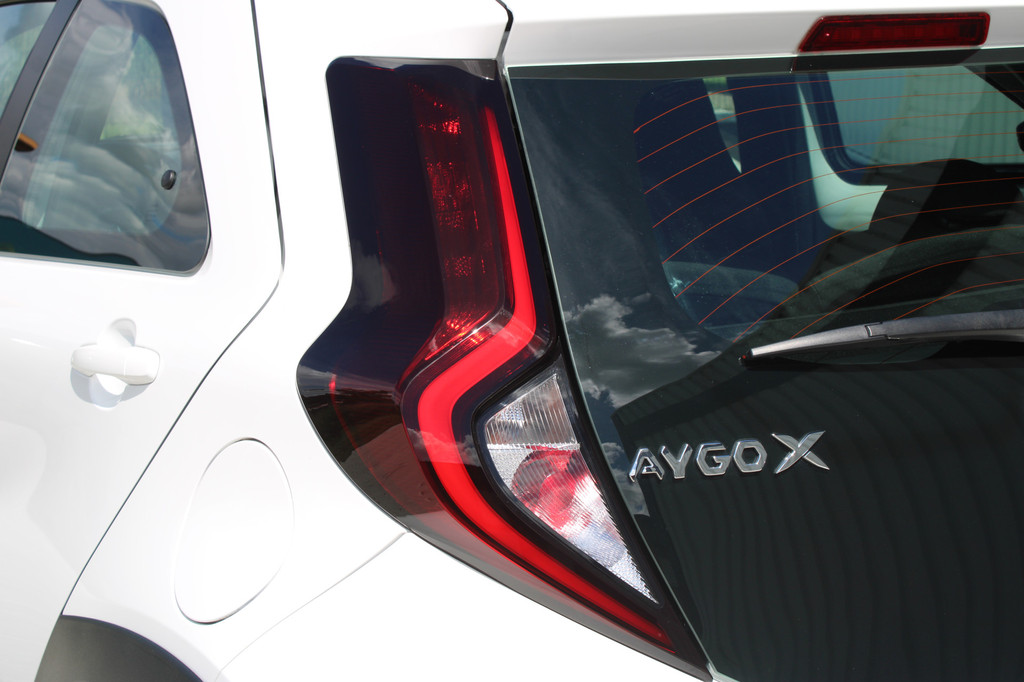 Toyota Aygo X (GSH63T) met abonnement