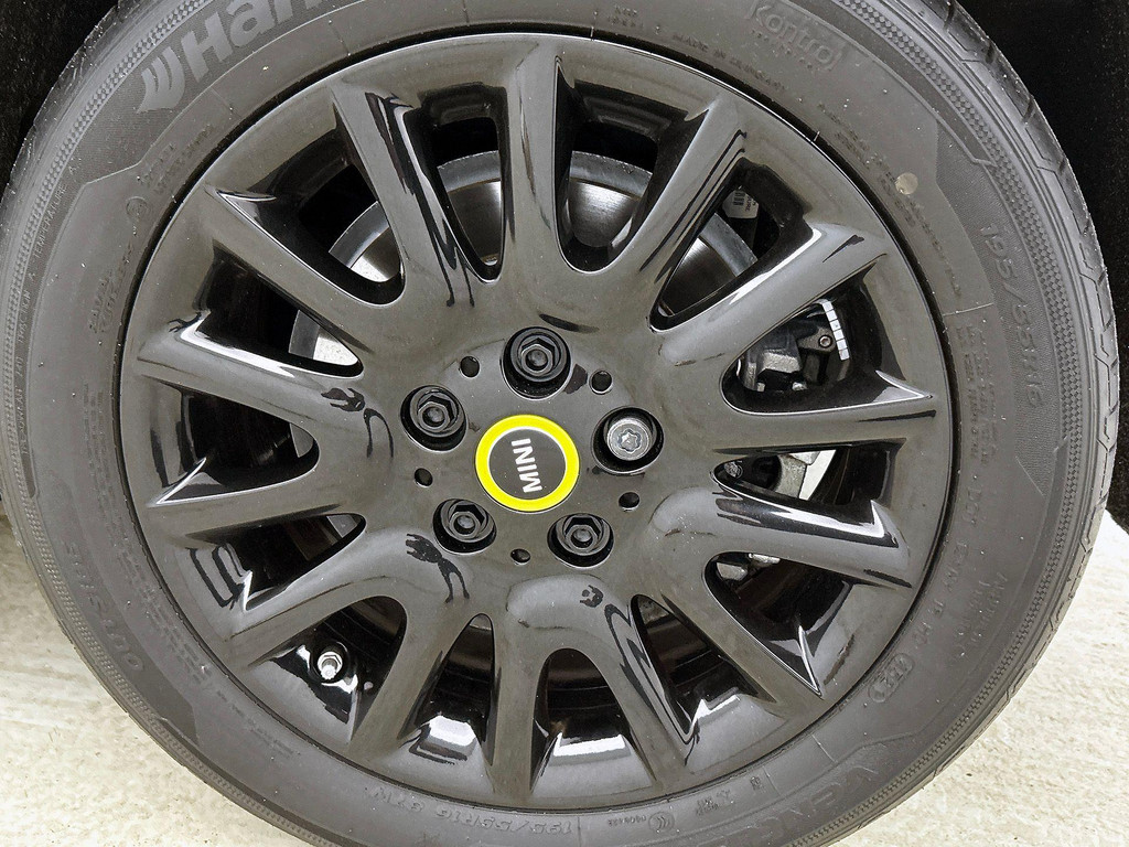 MINI Electric (KJG95K) met abonnement