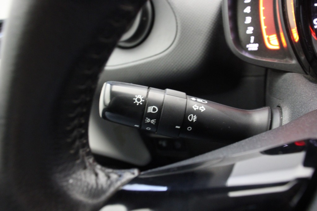 Citroën C1 (H738SN) met abonnement