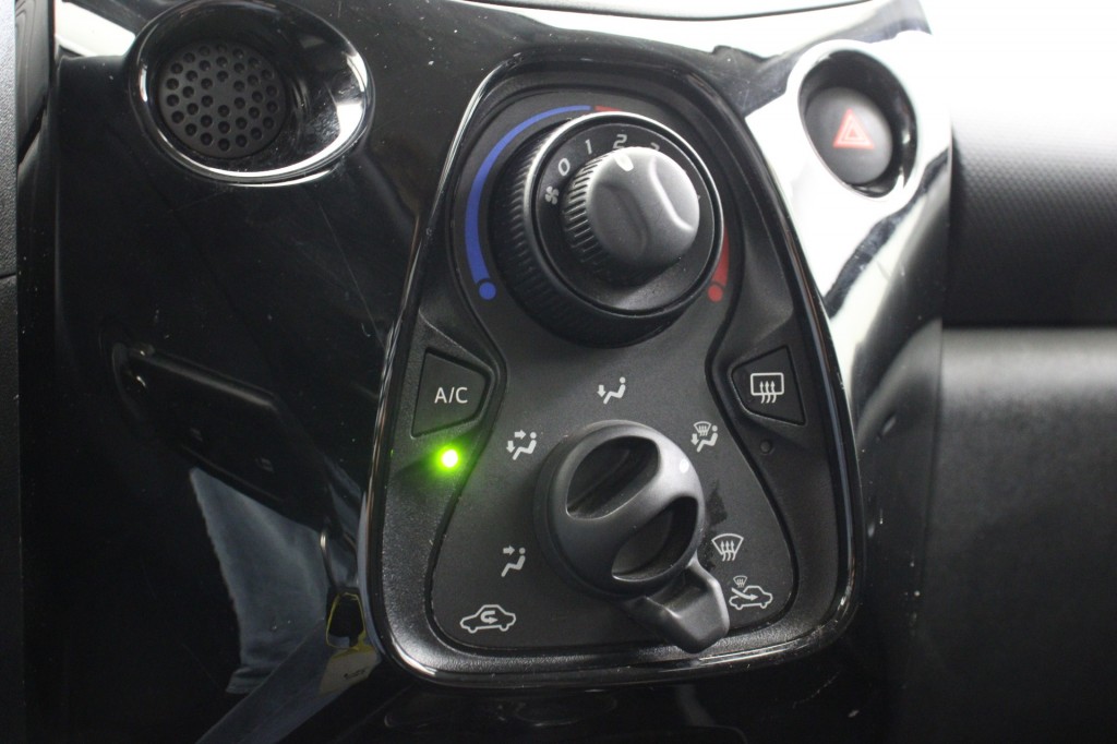 Citroën C1 (H738SN) met abonnement