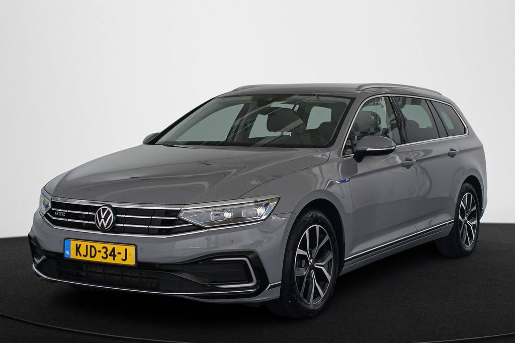 Volkswagen Passat (KJD34J) met abonnement