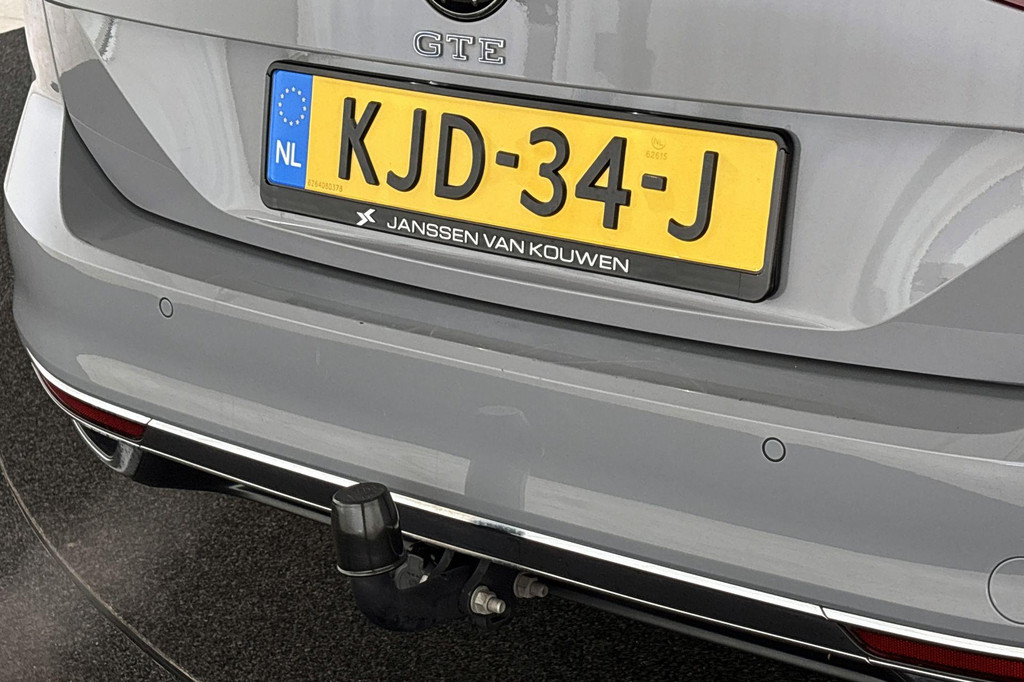 Volkswagen Passat (KJD34J) met abonnement