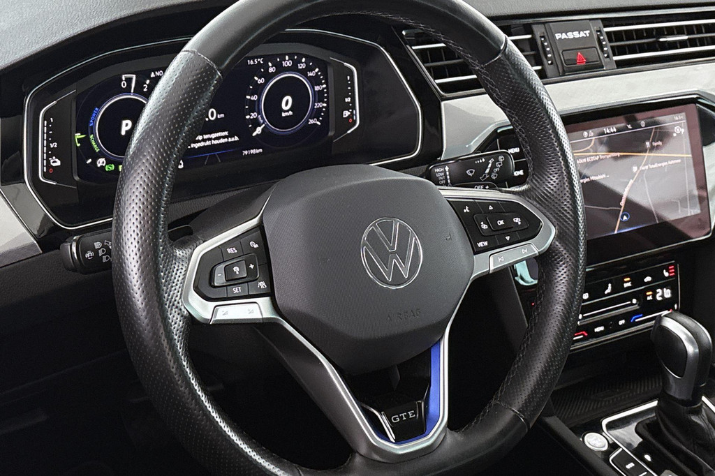 Volkswagen Passat (KJD34J) met abonnement