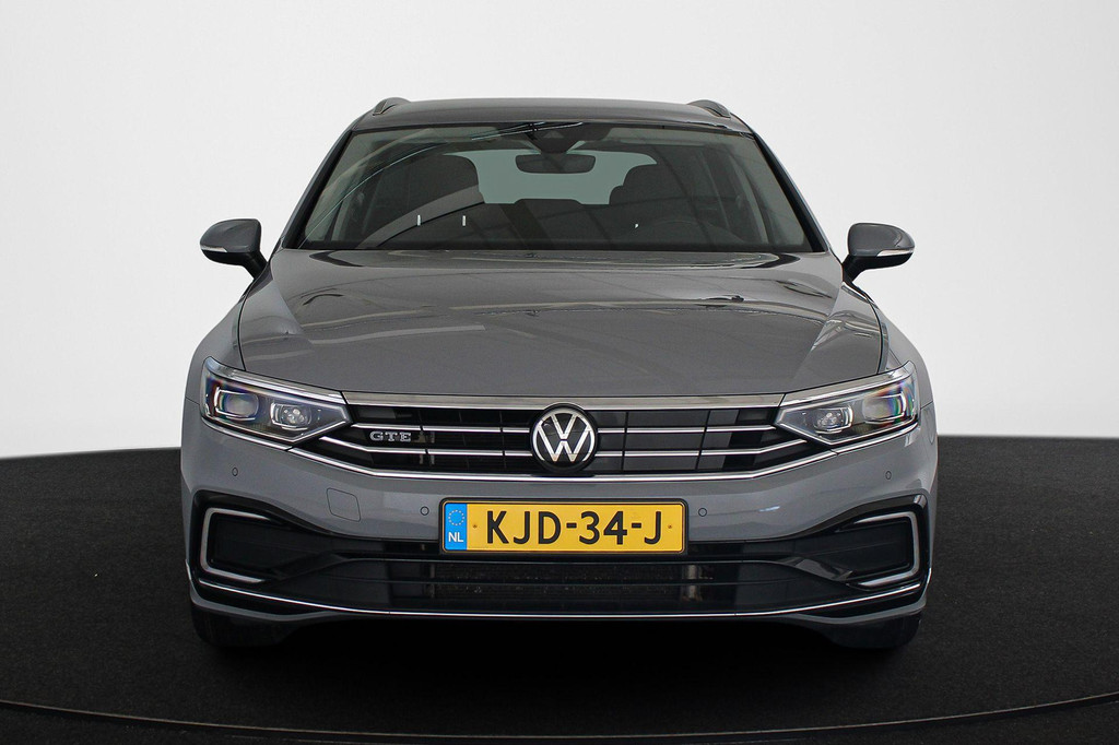 Volkswagen Passat (KJD34J) met abonnement