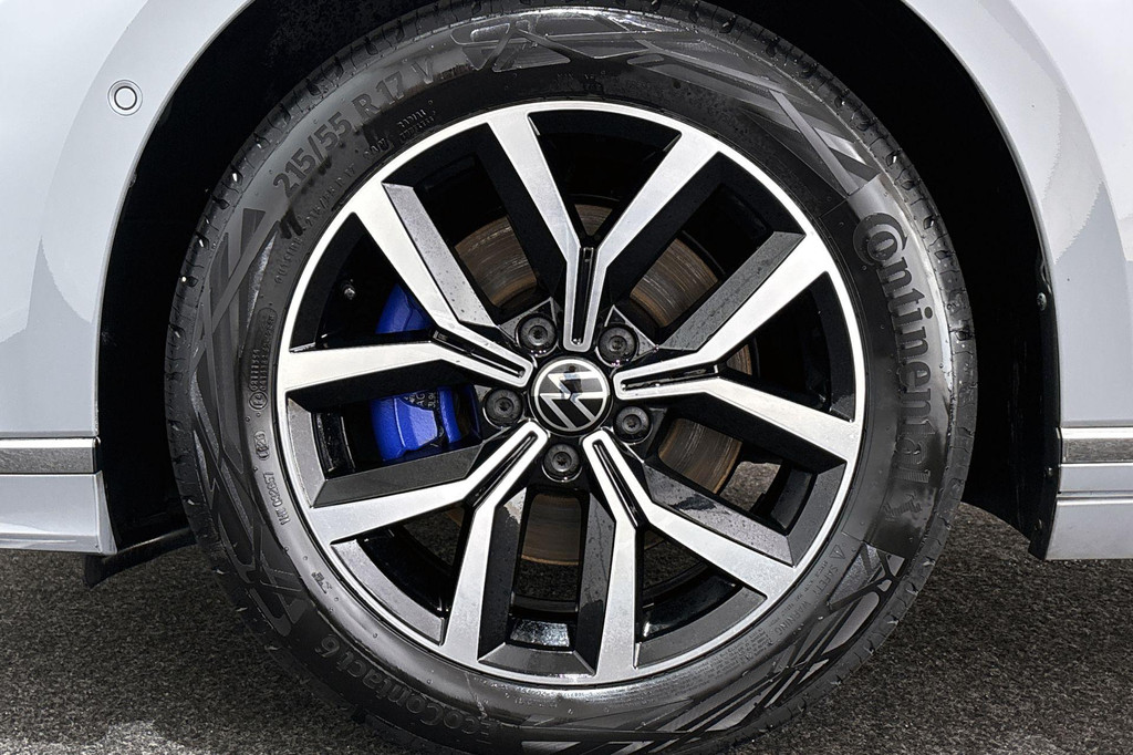 Volkswagen Passat (KJD34J) met abonnement