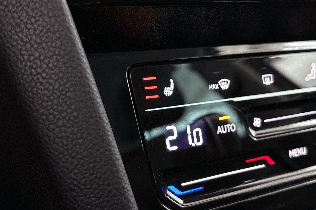 Volkswagen Passat (KJD34J) met abonnement