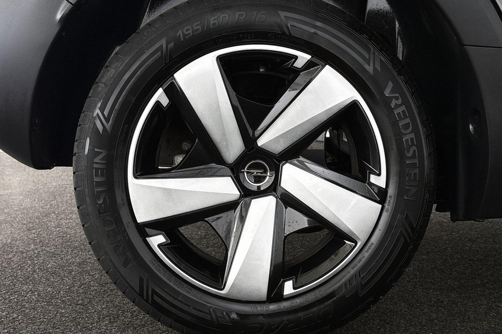Opel Crossland (R754TV) met abonnement