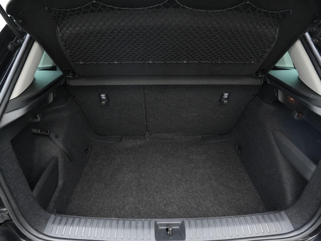 ŠKODA Kamiq (Z529HH) met abonnement