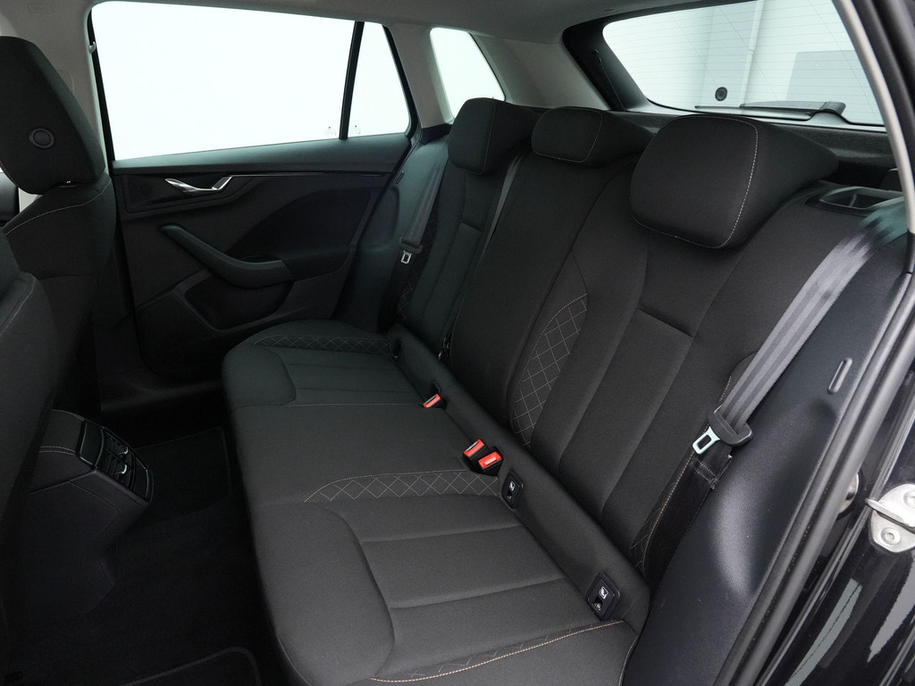 ŠKODA Kamiq (Z529HH) met abonnement