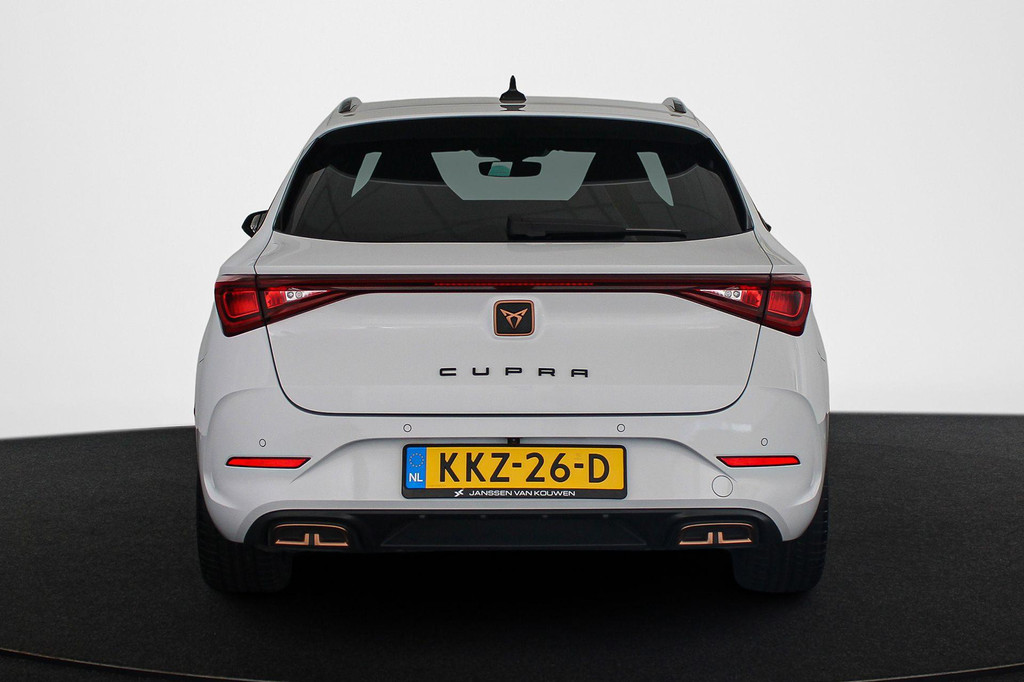 CUPRA Leon Sportstourer (KKZ26D) met abonnement