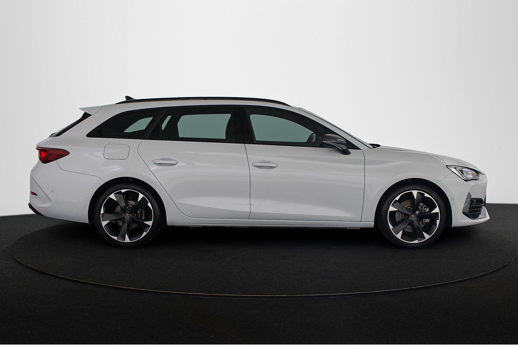 CUPRA Leon Sportstourer (KKZ26D) met abonnement