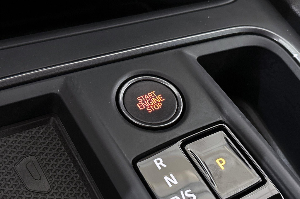 CUPRA Leon Sportstourer (KKZ26D) met abonnement