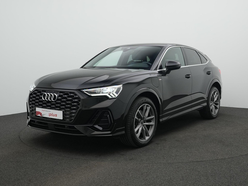 Audi Q3 Sportback (KJS62P) met abonnement