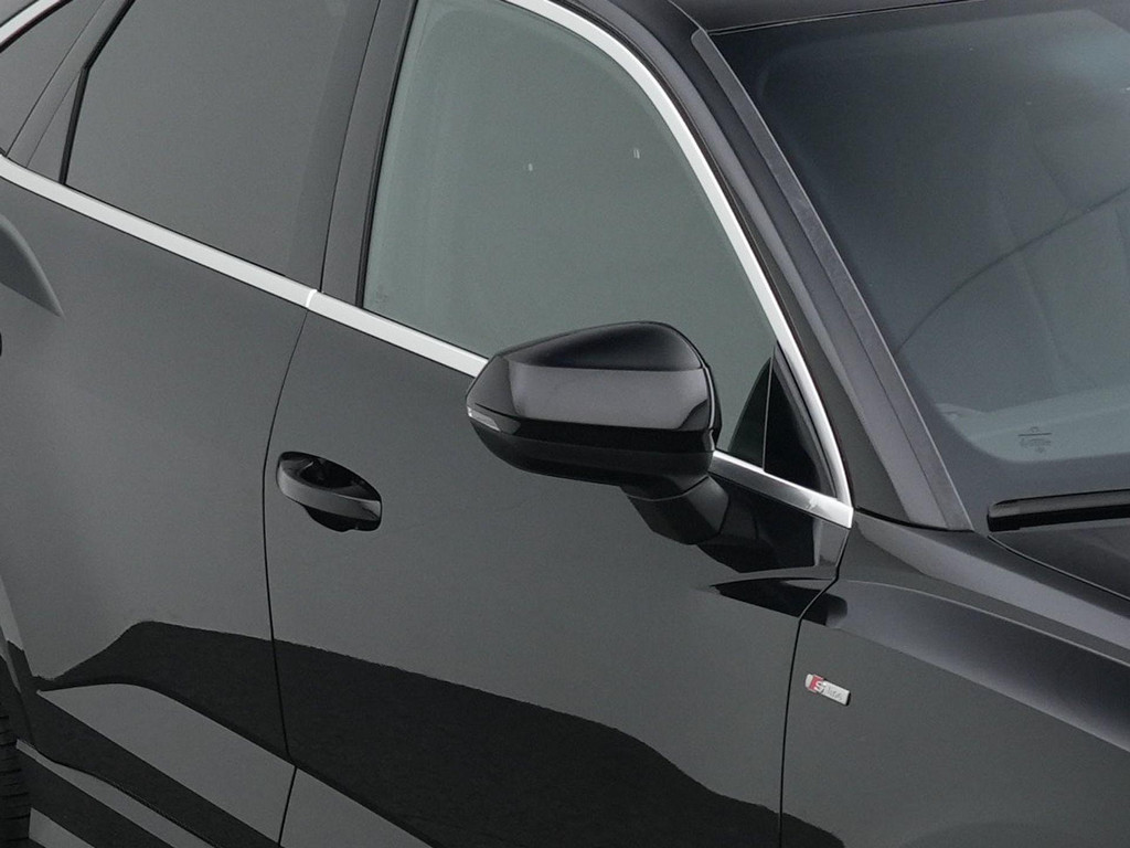 Audi Q3 Sportback (KJS62P) met abonnement