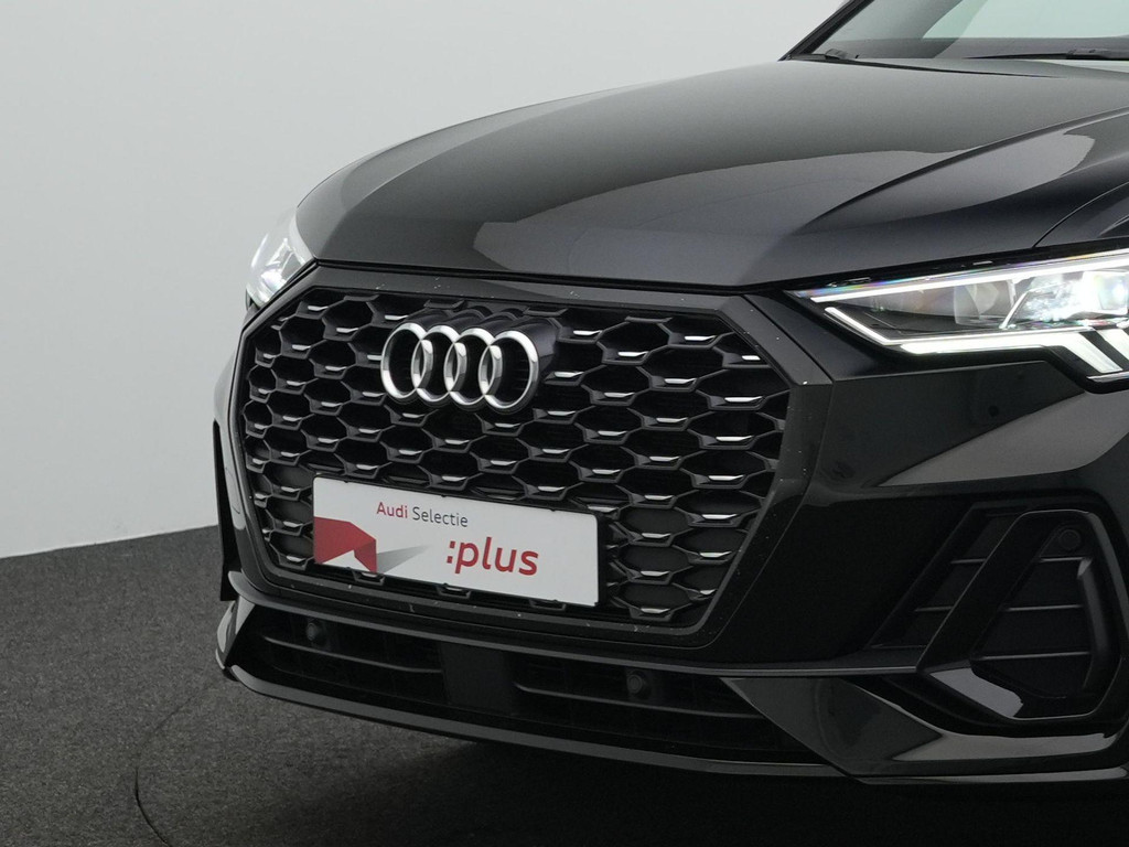Audi Q3 Sportback (KJS62P) met abonnement