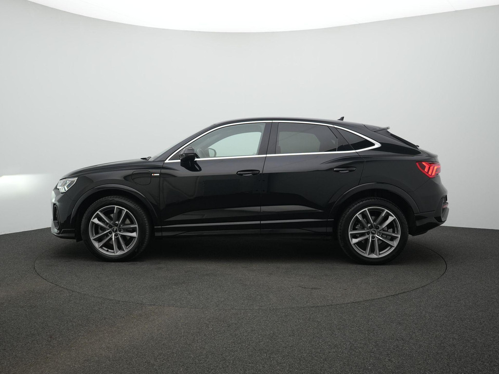 Audi Q3 Sportback (KJS62P) met abonnement