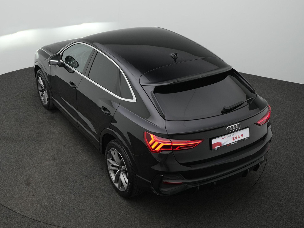 Audi Q3 Sportback (KJS62P) met abonnement