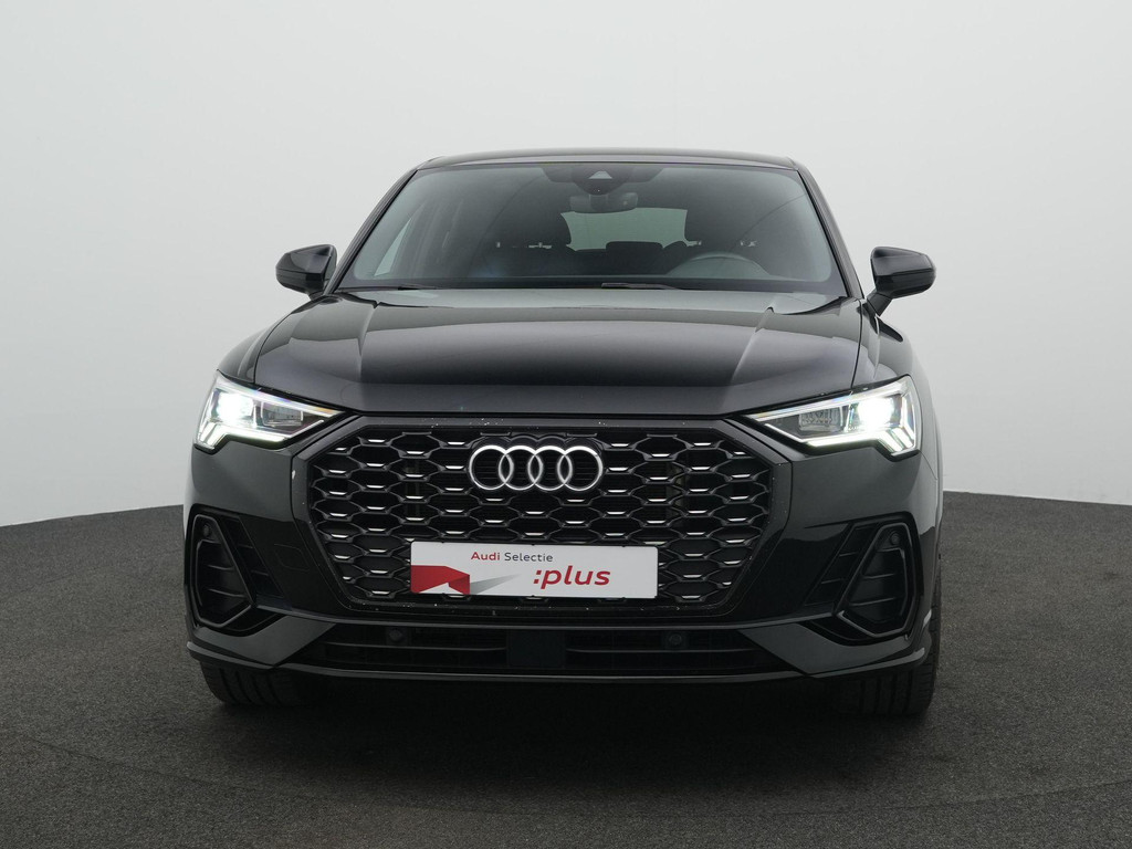 Audi Q3 Sportback (KJS62P) met abonnement