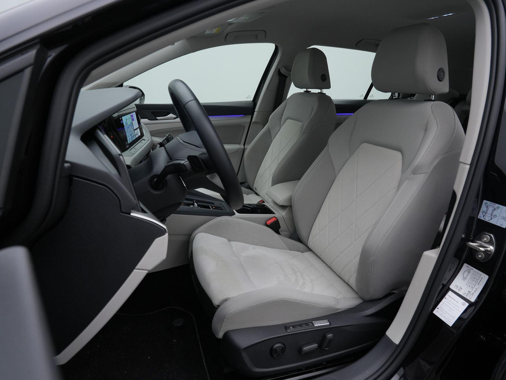 Volkswagen GOLF Variant (L118JF) met abonnement