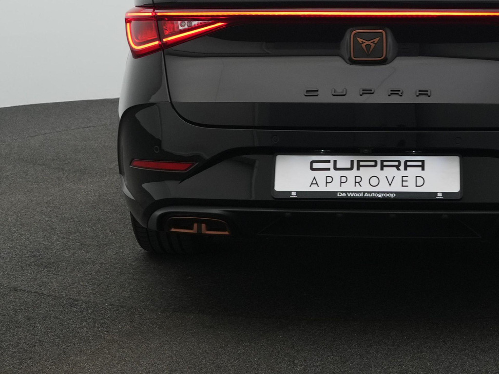 CUPRA Leon Sportstourer (KKZ48D) met abonnement