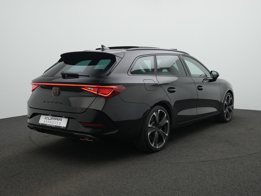 CUPRA Leon Sportstourer (KKZ48D) met abonnement