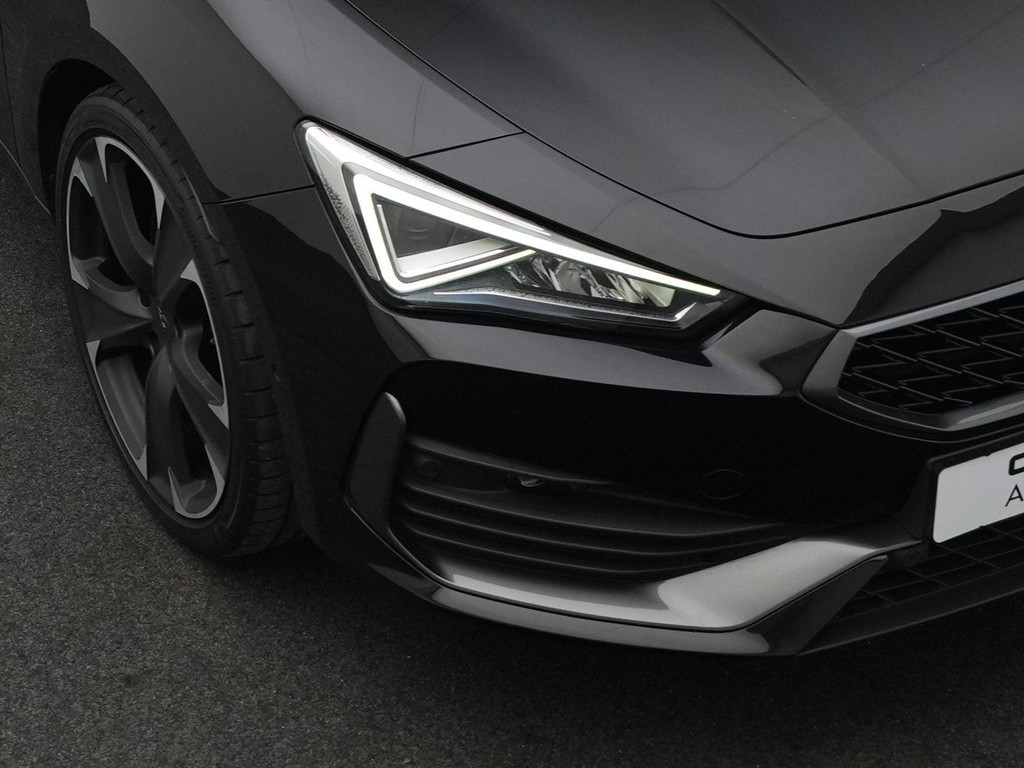 CUPRA Leon Sportstourer (KKZ48D) met abonnement