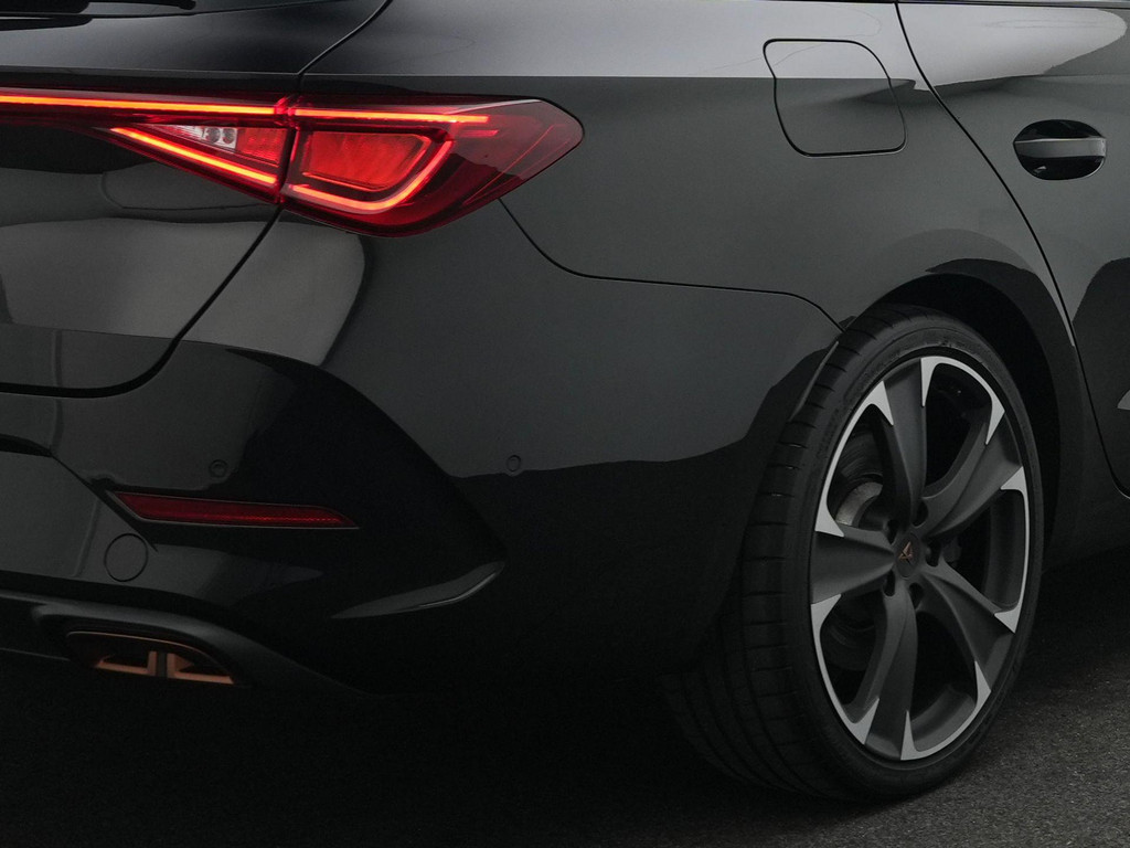 CUPRA Leon Sportstourer (KKZ48D) met abonnement