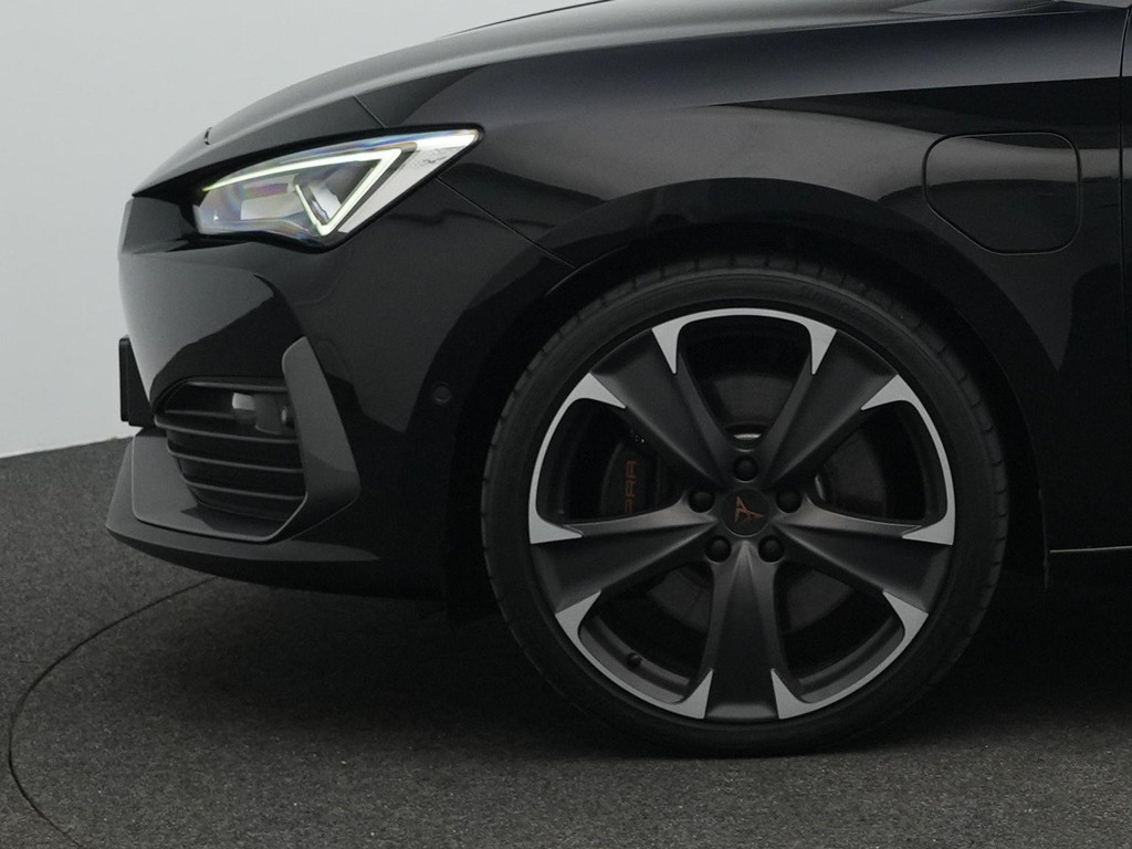 CUPRA Leon Sportstourer (KKZ48D) met abonnement