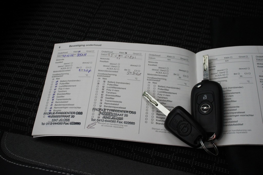 Opel Astra (N741BD) met abonnement
