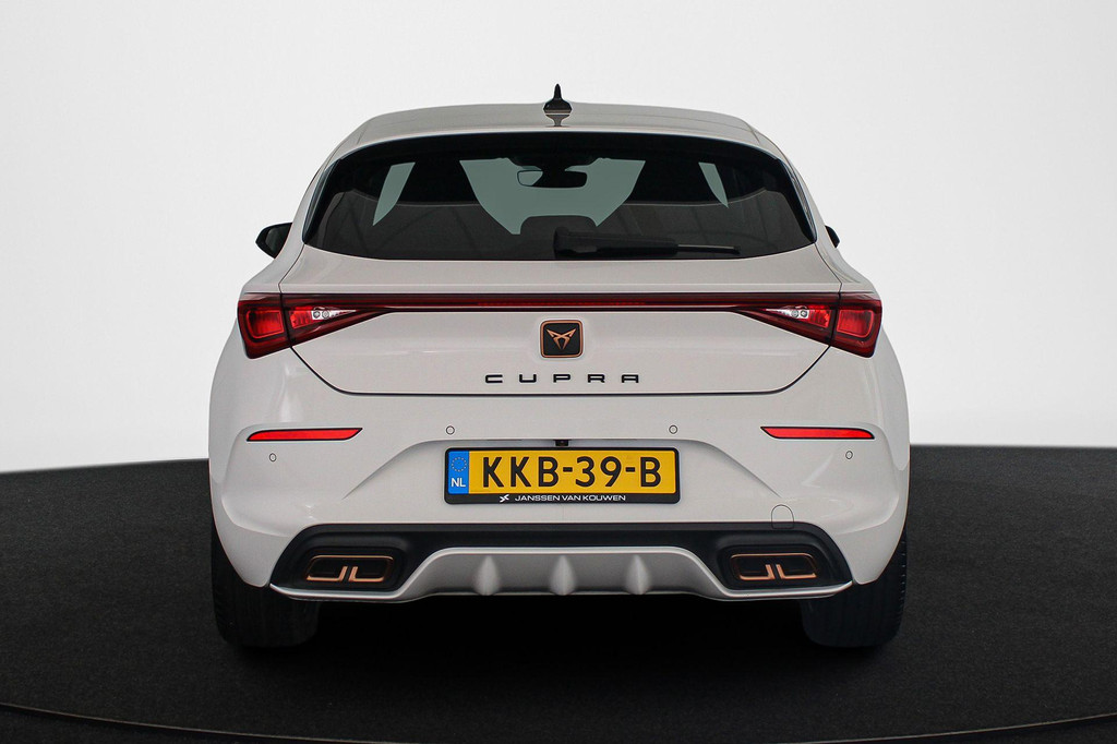 CUPRA Leon (KKB38D) met abonnement