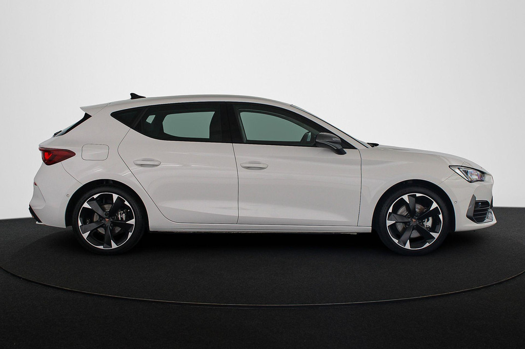 CUPRA Leon (KKB38D) met abonnement