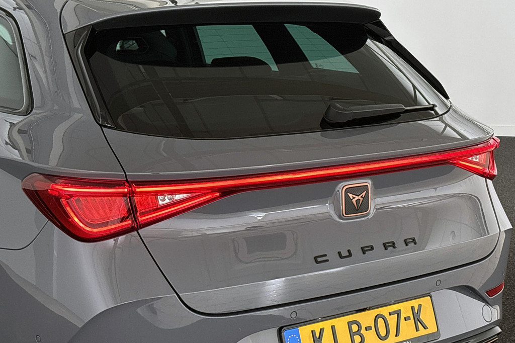 CUPRA Leon Sportstourer (KLB07K) met abonnement