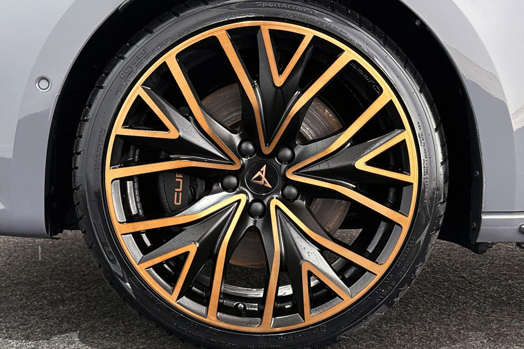 CUPRA Leon Sportstourer (KLB07K) met abonnement