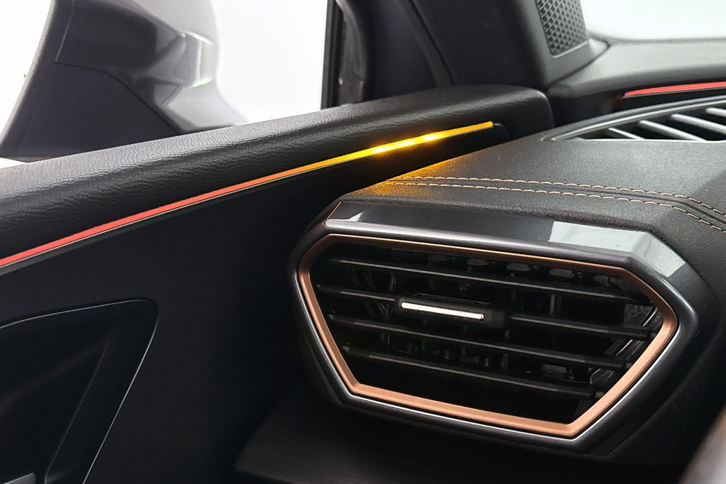 CUPRA Leon Sportstourer (KLB07K) met abonnement