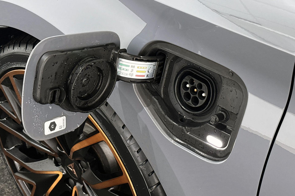 CUPRA Leon Sportstourer (KLB07K) met abonnement