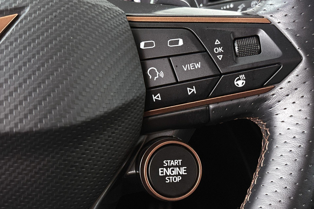 CUPRA Leon Sportstourer (KLB07K) met abonnement