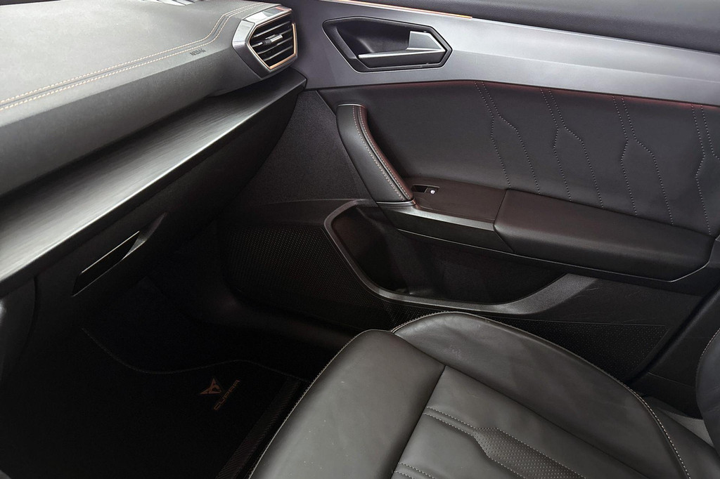 CUPRA Leon Sportstourer (KLB07K) met abonnement