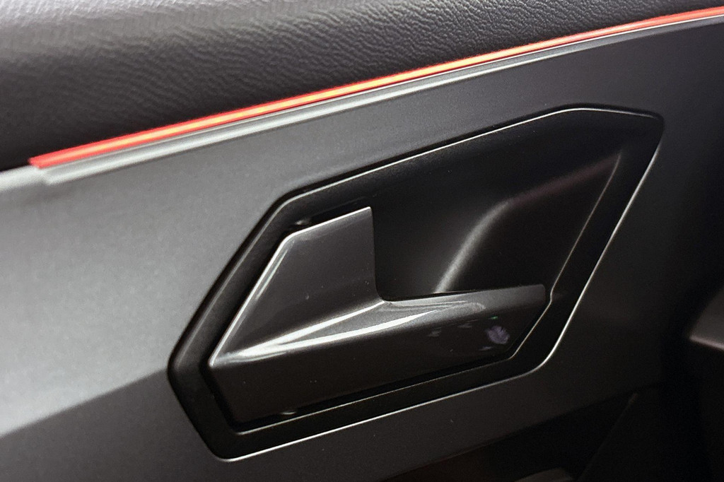 CUPRA Leon Sportstourer (KLB07K) met abonnement